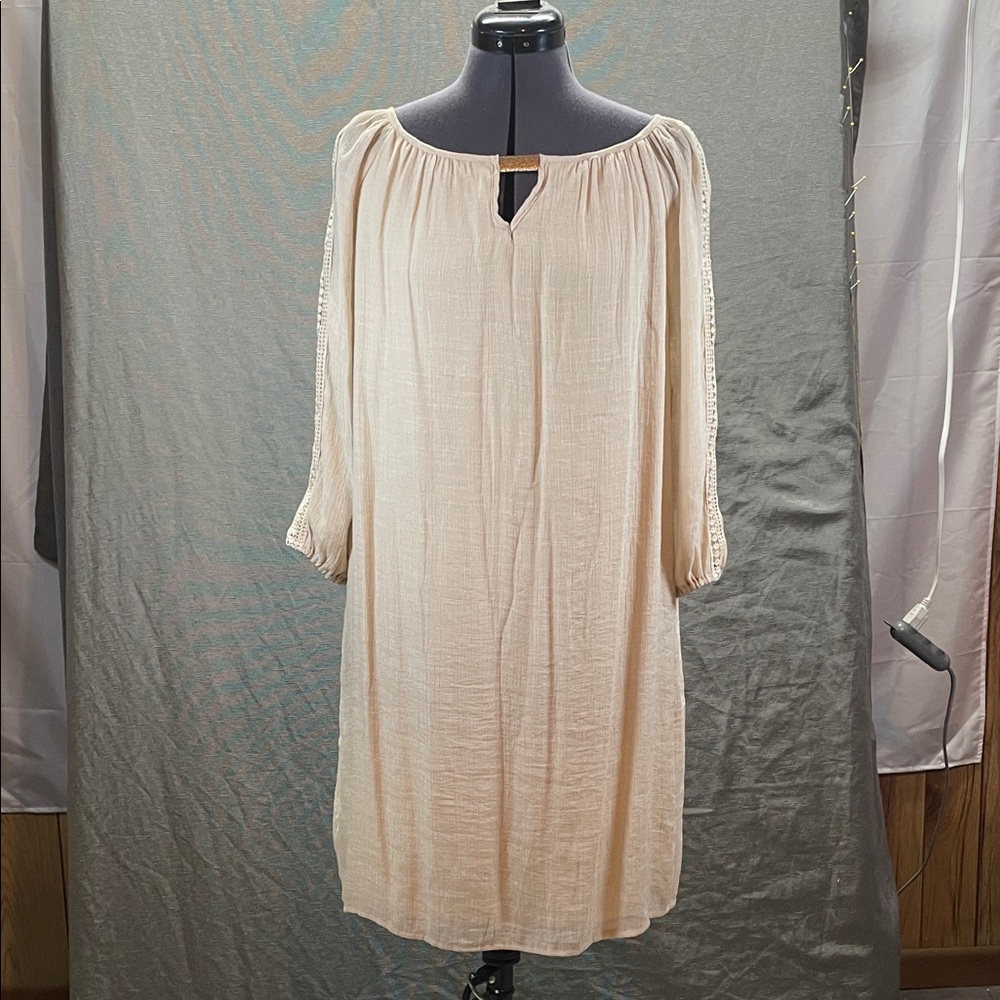 Indingo Rose Elegant Cream Off-Shoulder Mini Dress